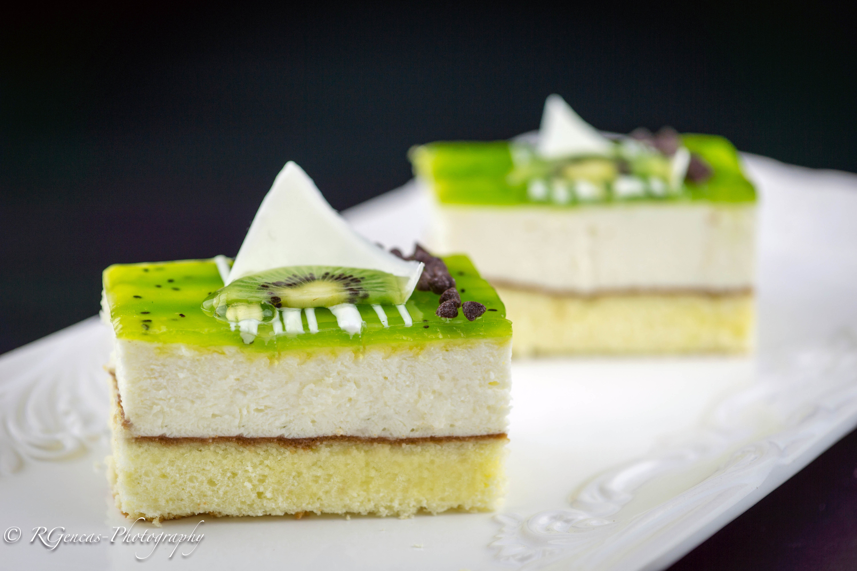 Kiwi cheesecake | Amber Bakery